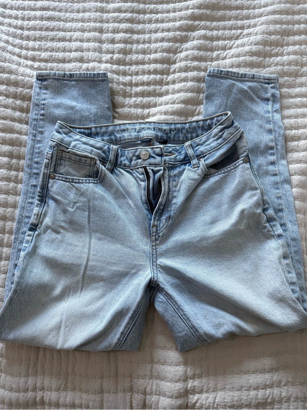 American Eagle Strigid Light Wash Jeans